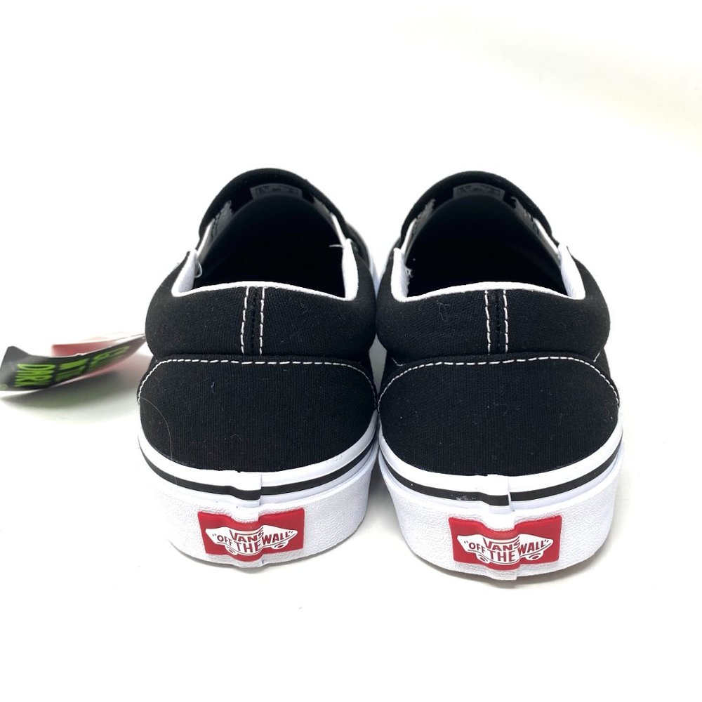 🎁 Santa Class Deal 🎁 VANS Classic Slip-On Tm Glow Skulls Black Womens Size 6.5 - Picture 6 of 12